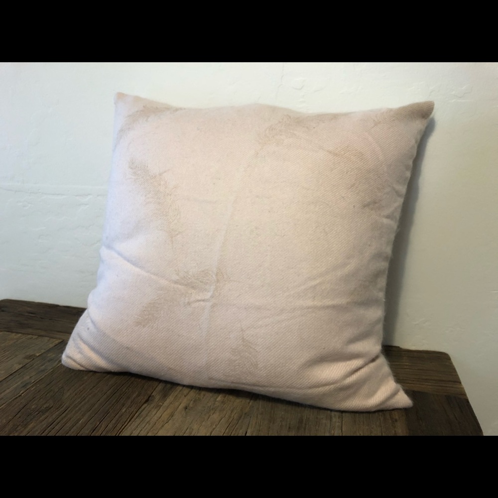 Set of 2 pillows